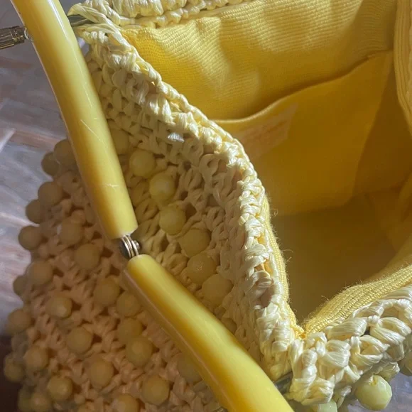 Vintage Bag by Donna Sunshine Yellow Rafia Crochet Handbag with Lucite Handle🖤 - Picture 9 of 12